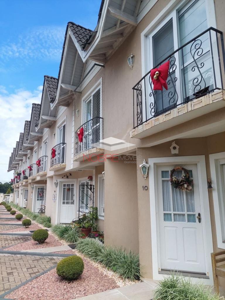 Casa Geminada 02 Dorm